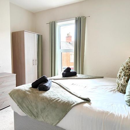 Douglas House, Near Hospital, Attractive And Comfy 2 Bedroom House With Enclosed Yard To Rear Καρλάιλ Εξωτερικό φωτογραφία
