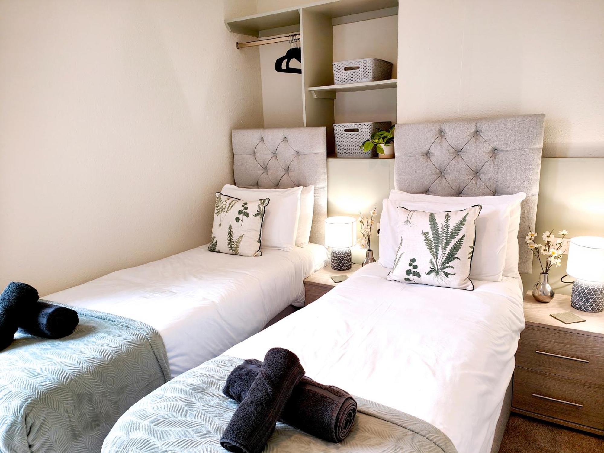 Douglas House, Near Hospital, Attractive And Comfy 2 Bedroom House With Enclosed Yard To Rear Καρλάιλ Εξωτερικό φωτογραφία
