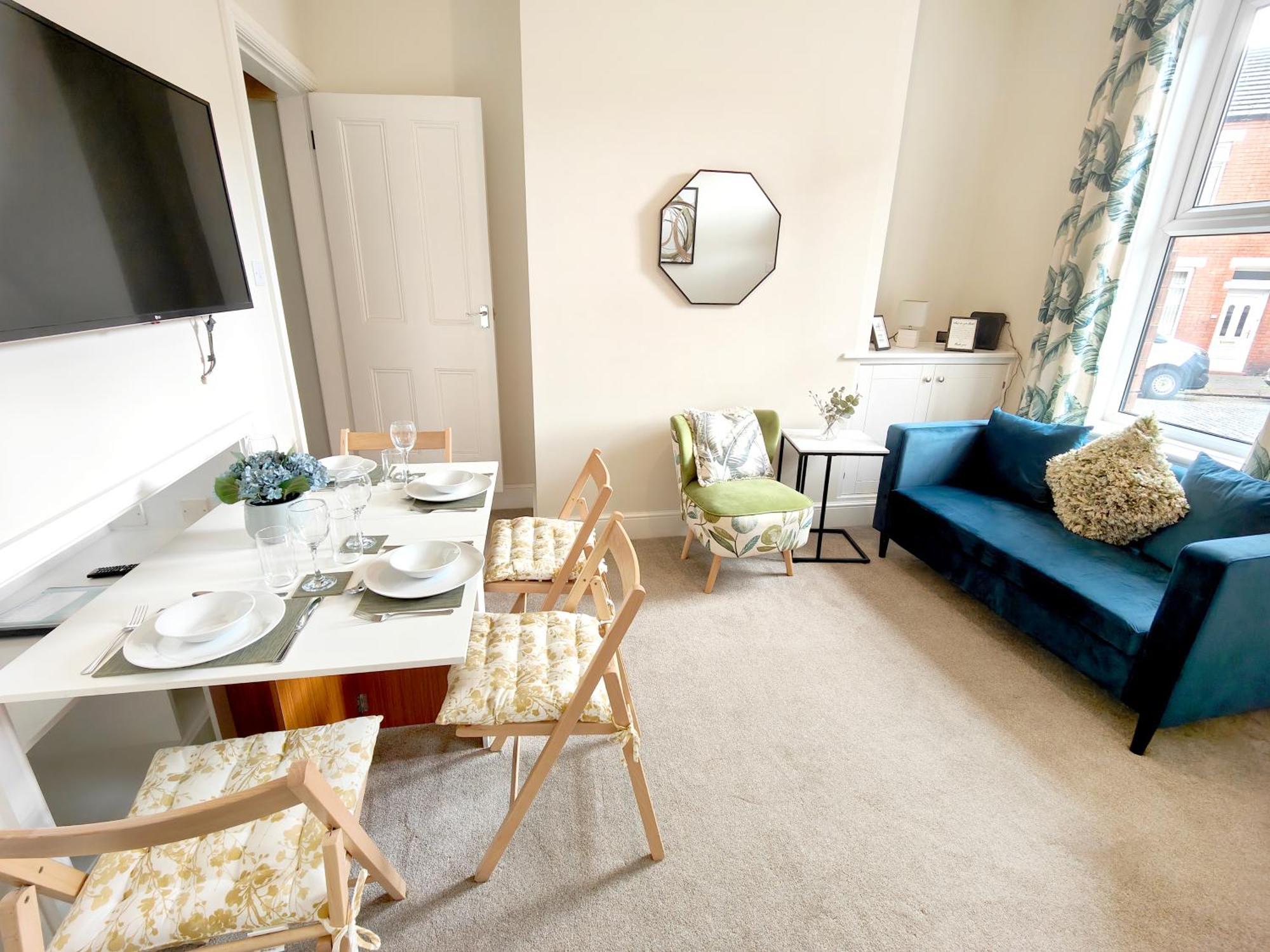 Douglas House, Near Hospital, Attractive And Comfy 2 Bedroom House With Enclosed Yard To Rear Καρλάιλ Εξωτερικό φωτογραφία